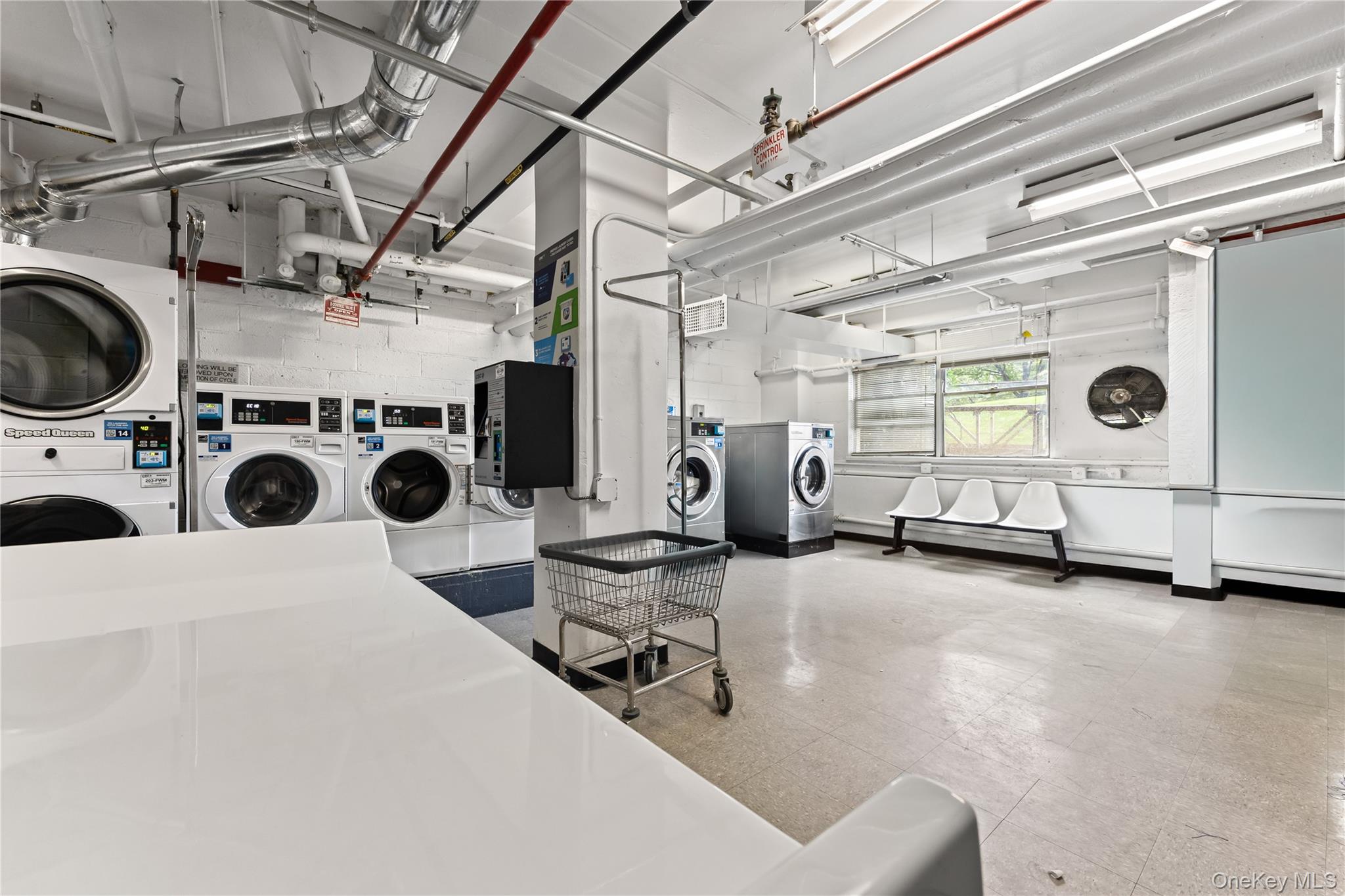 #16 photo, 3 Fordham Hill Oval, ブロンクス区 Bronx , NY 10468