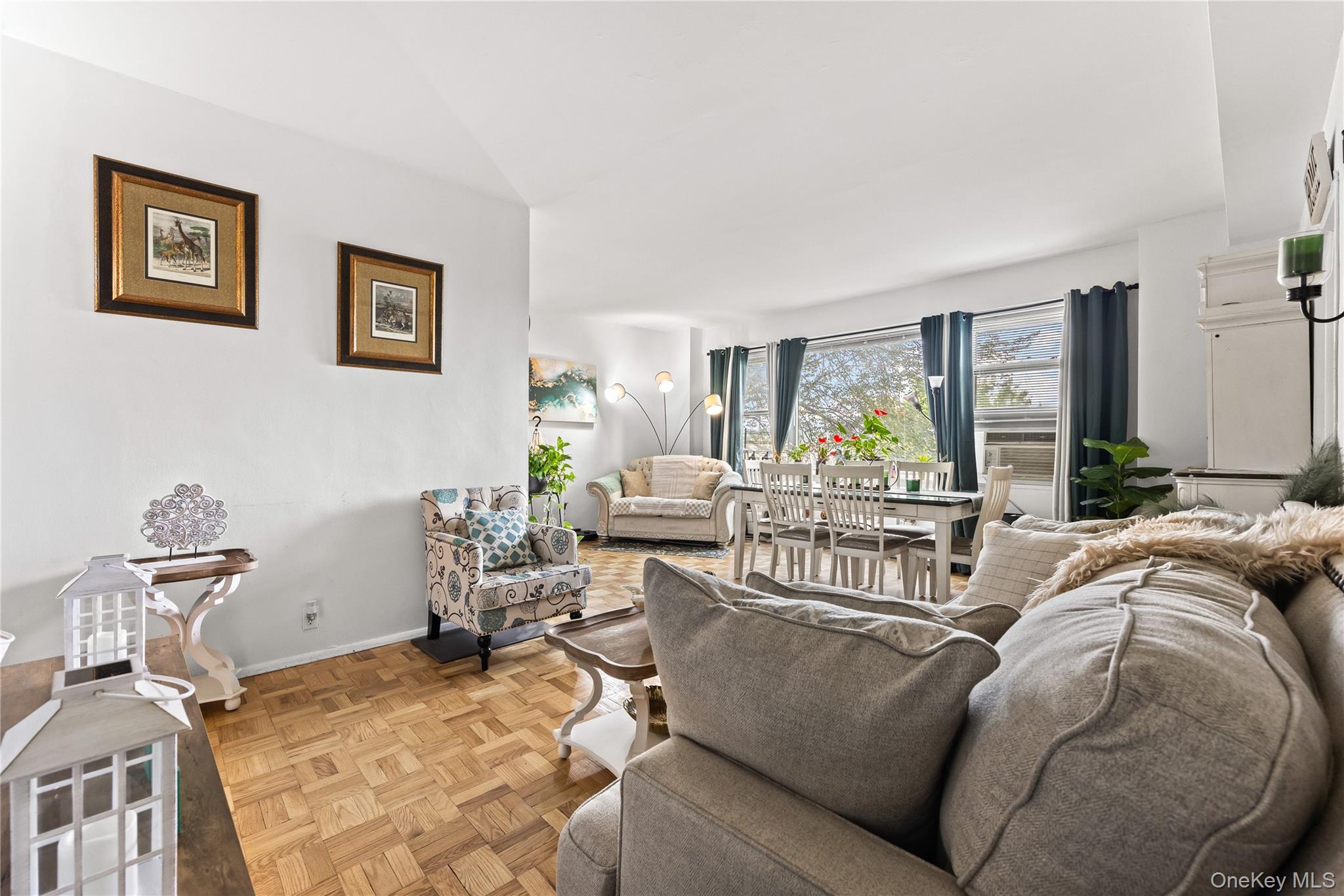 #3 photo, 3 Fordham Hill Oval, ブロンクス区 Bronx , NY 10468