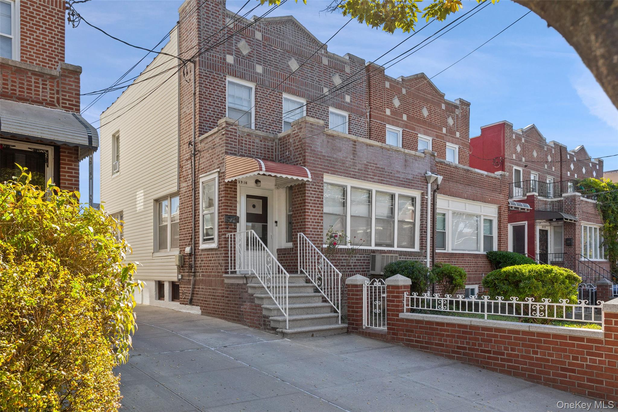 #1 photo, 2316 Laconia Avenue, Bronx , NY 10469