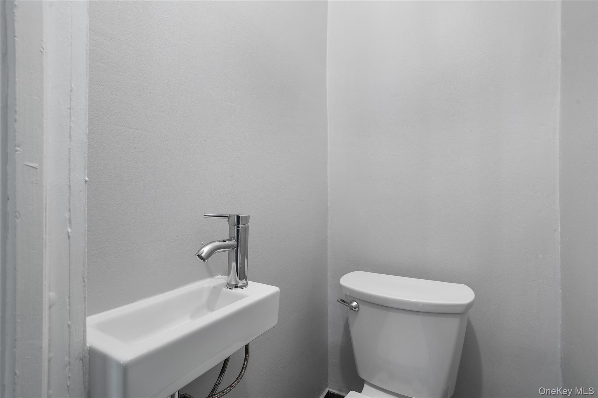 #9 photo, 2316 Laconia Avenue, Bronx , NY 10469