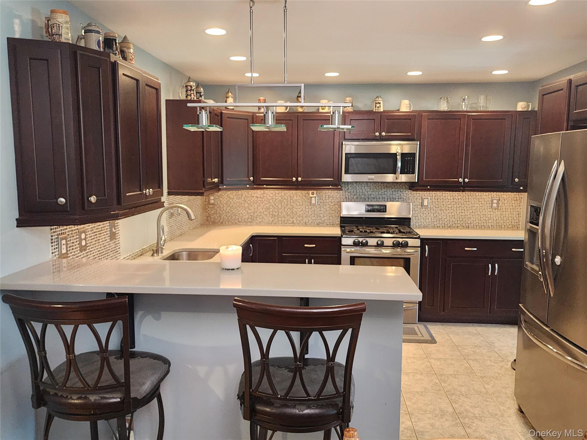 #8 photo, 6 Hemlock Lane, Thiells , NY 10984