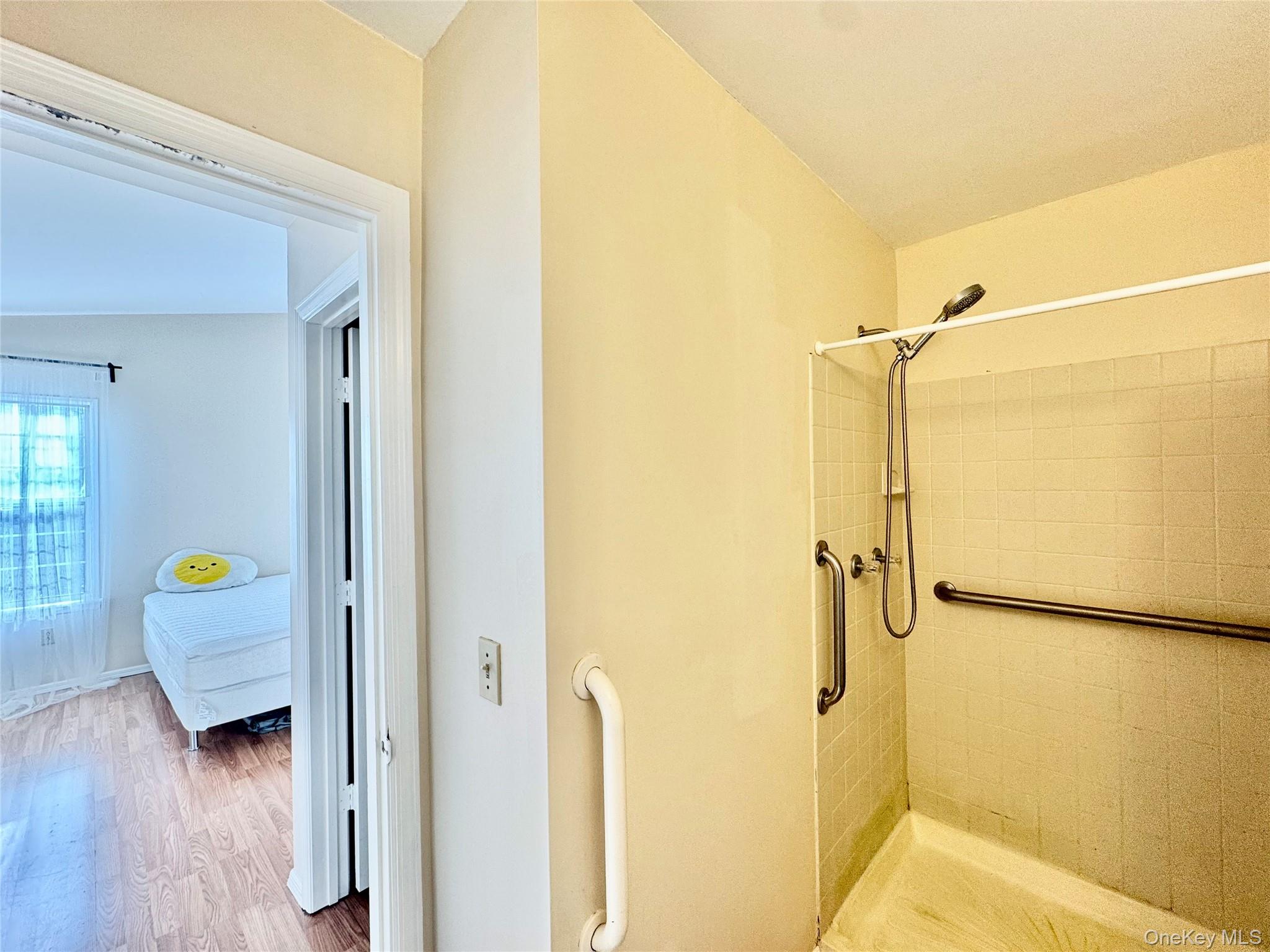 #20 photo, 24 Kent Court, Middletown , NY 10940