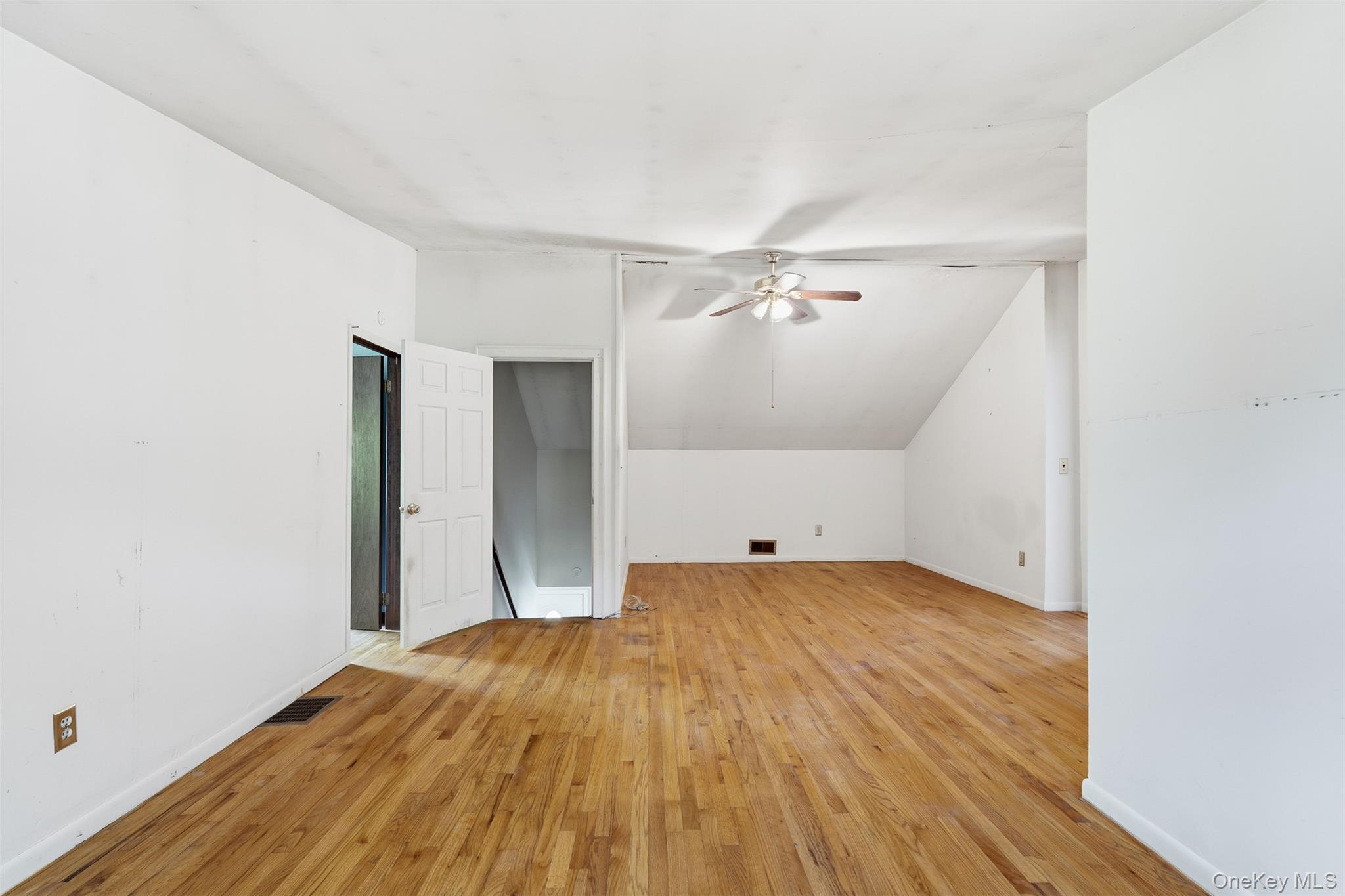 #13 photo, 137 Overlook Drive, Mahopac , NY 10541