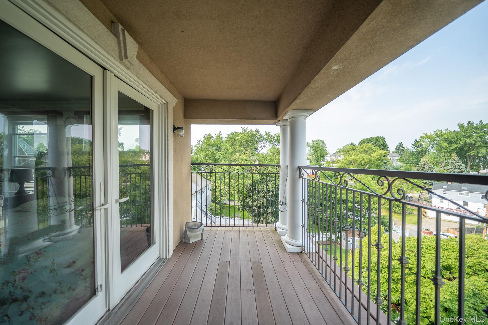 #14 photo, 580 Valley Avenue, Yonkers , NY 10703