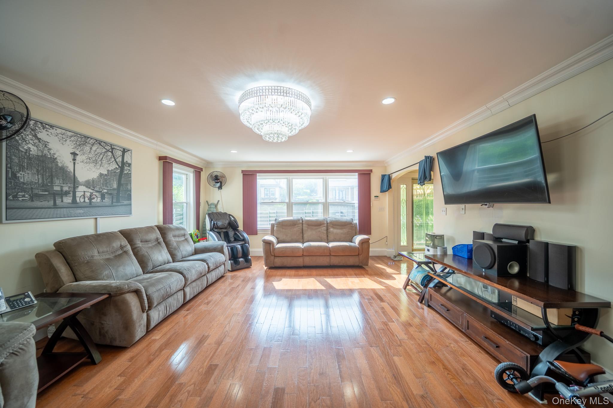 #2 photo, 580 Valley Avenue, Yonkers , NY 10703