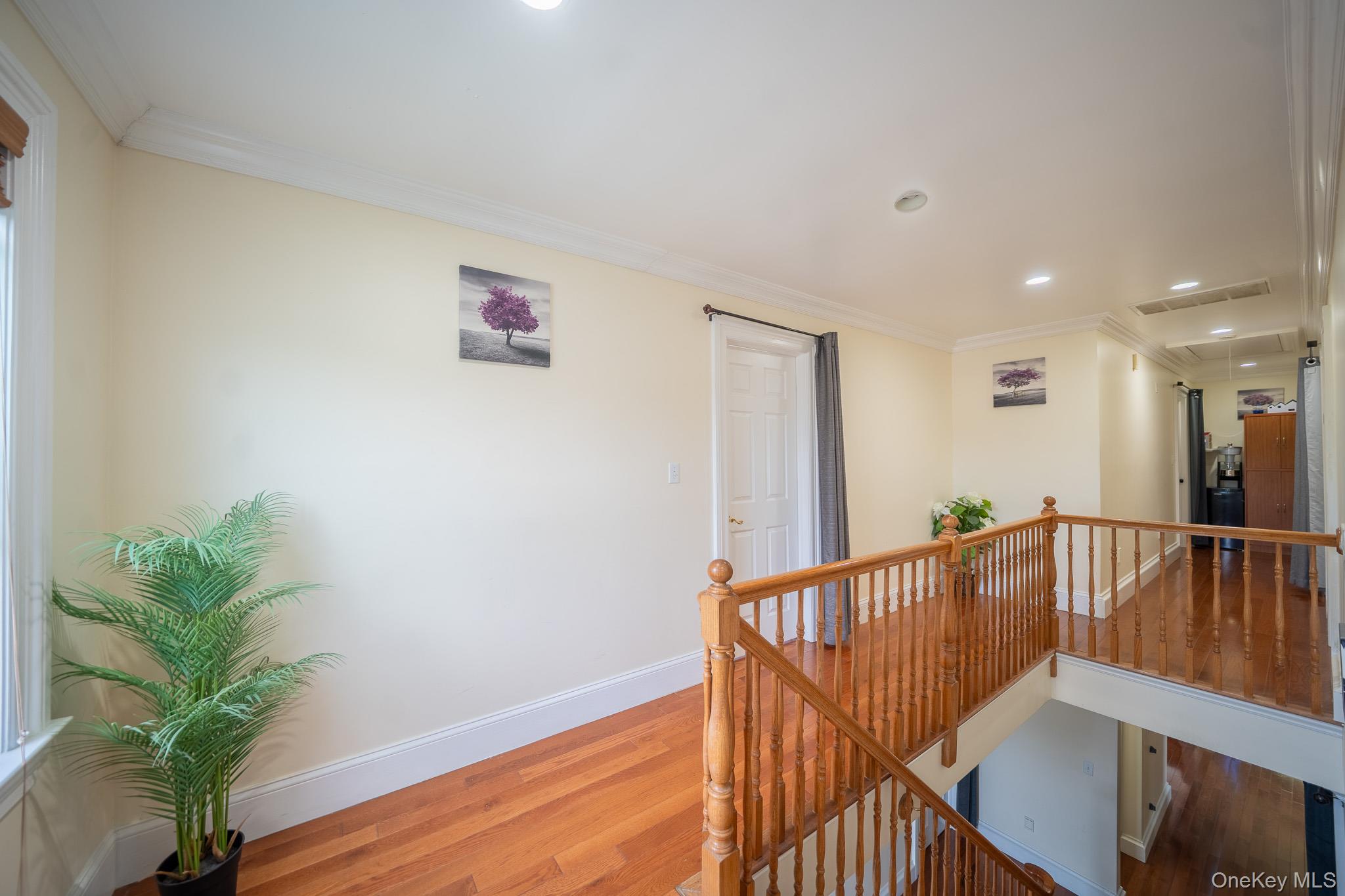 #20 photo, 580 Valley Avenue, Yonkers , NY 10703