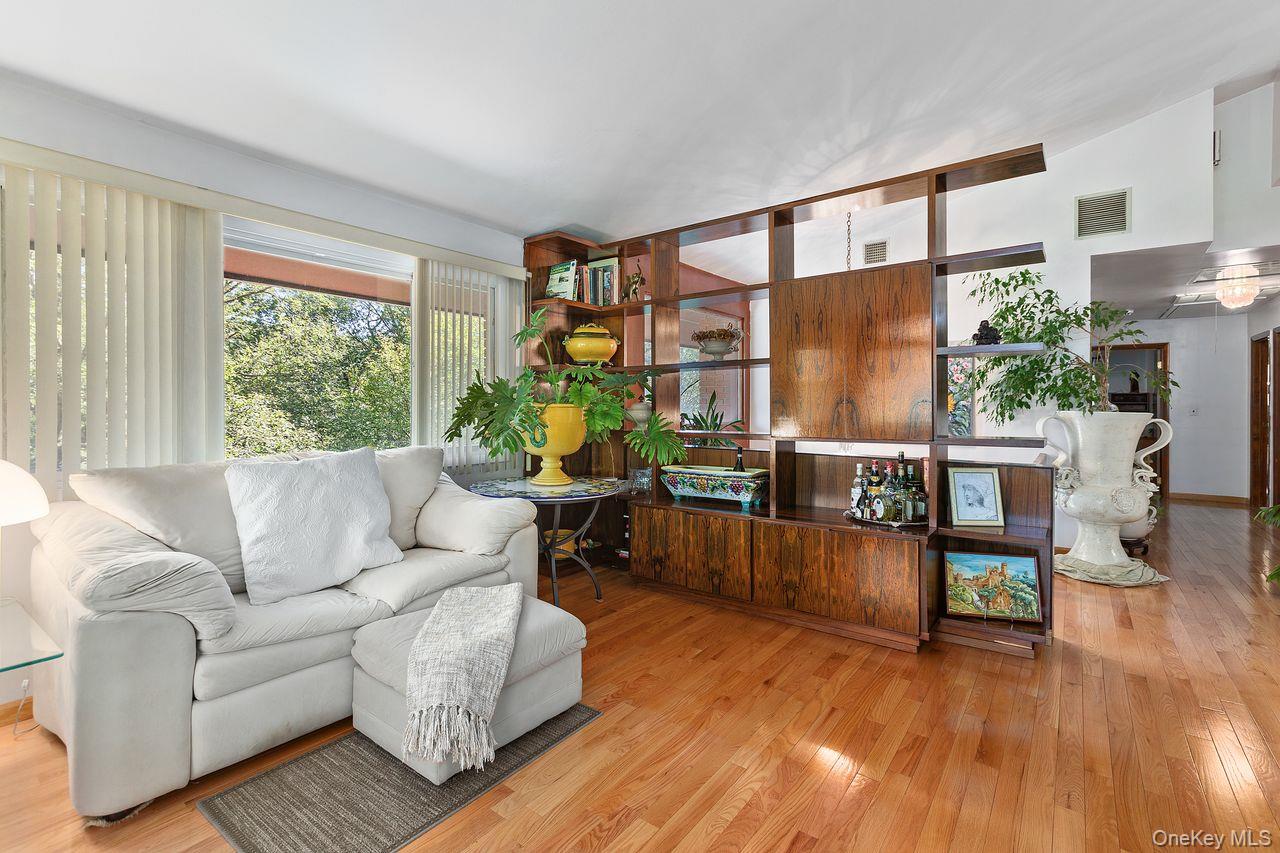 #15 photo, 5 Crescent Lane, Putnam Valley , NY 10579