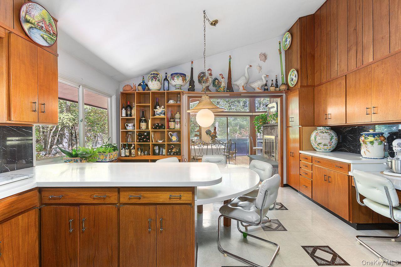 #5 photo, 5 Crescent Lane, Putnam Valley , NY 10579