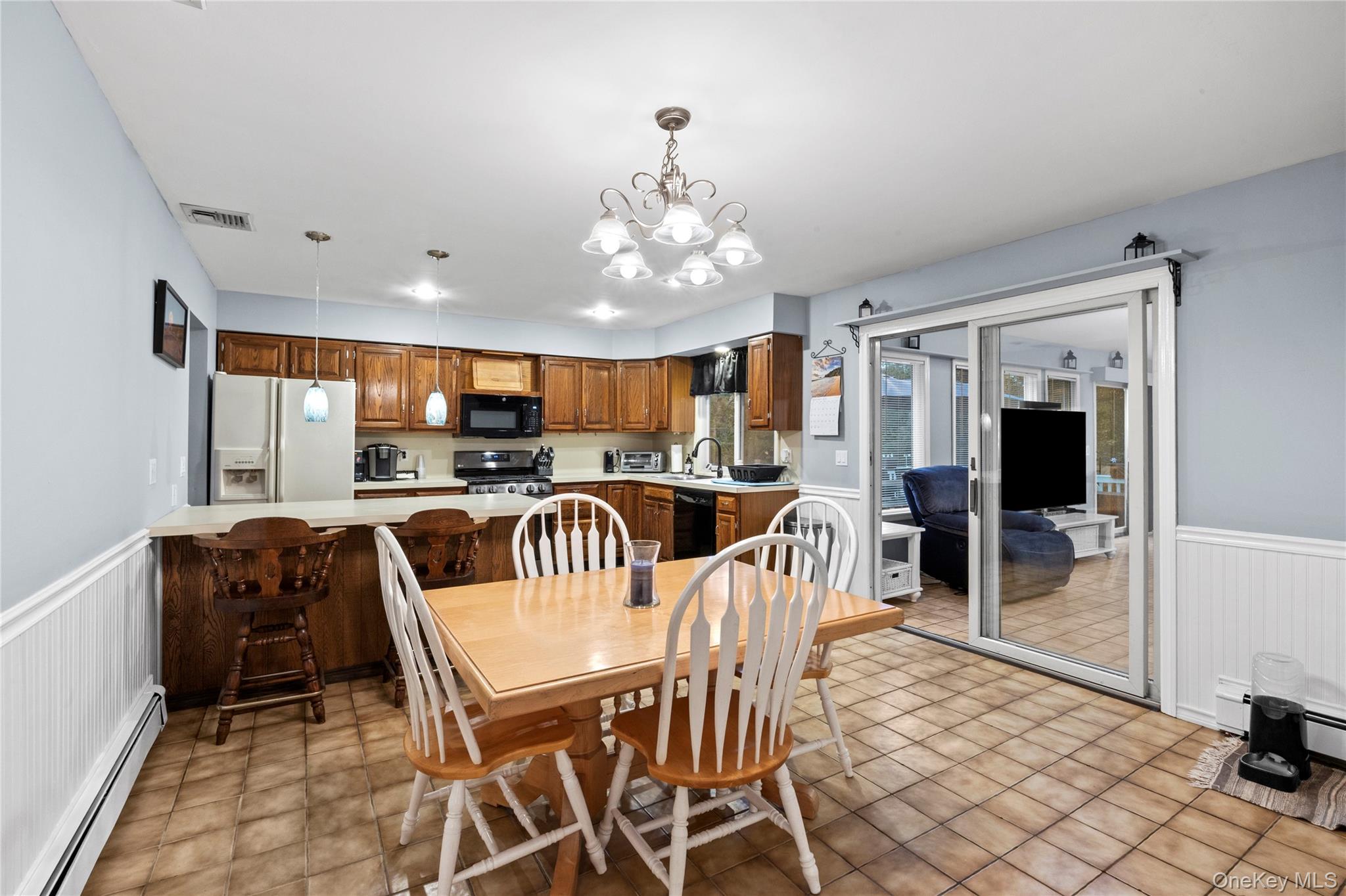 #10 photo, 7 Cohrs Court, サフォーク郡 Moriches , NY 11955