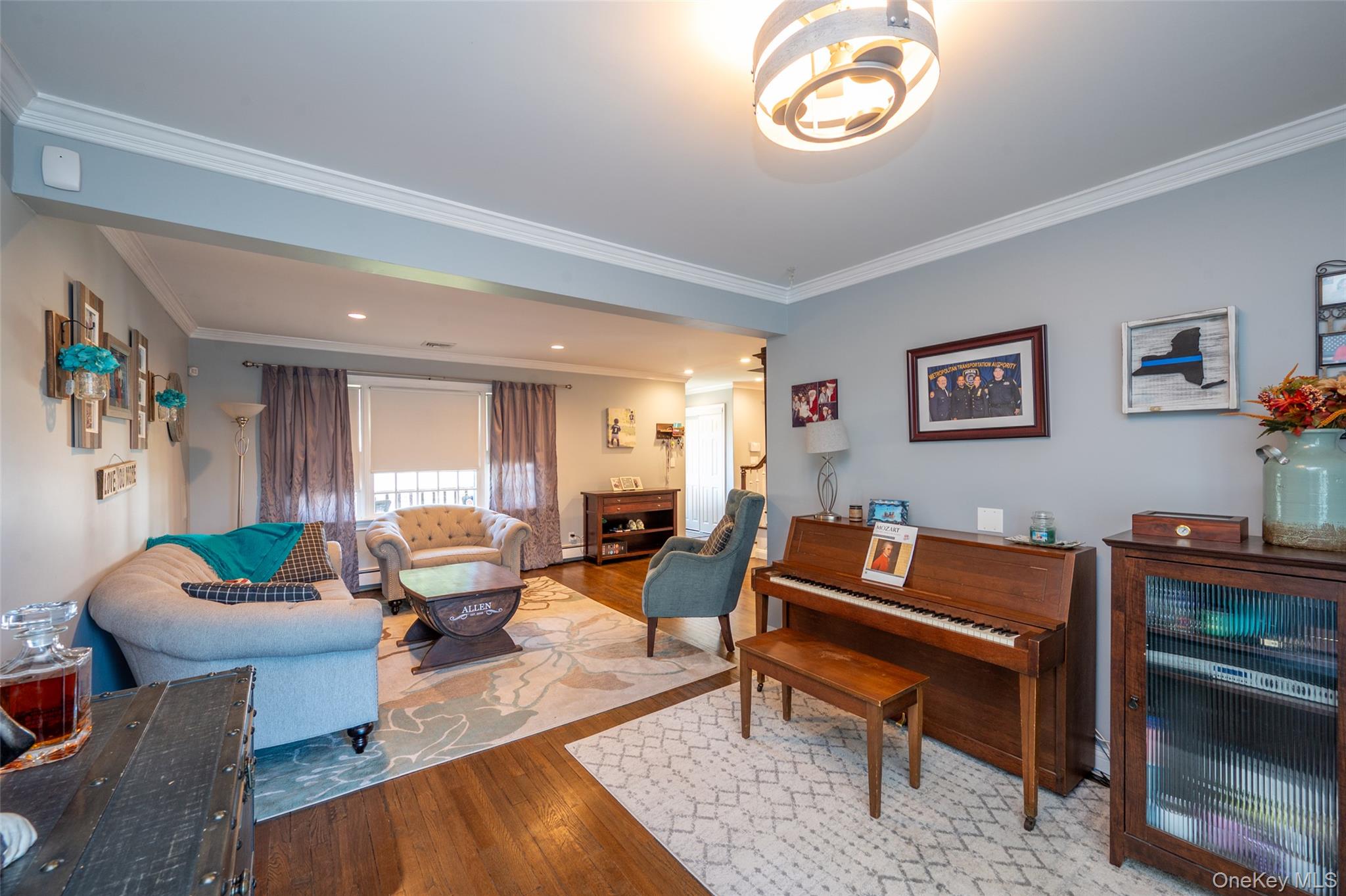 #14 photo, 74 Broadway, Bethpage , NY 11714