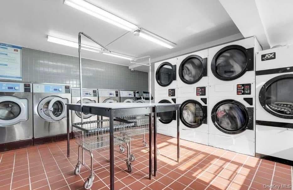 #4 photo, 164-20 Highland Avenue, Jamaica , NY 11580