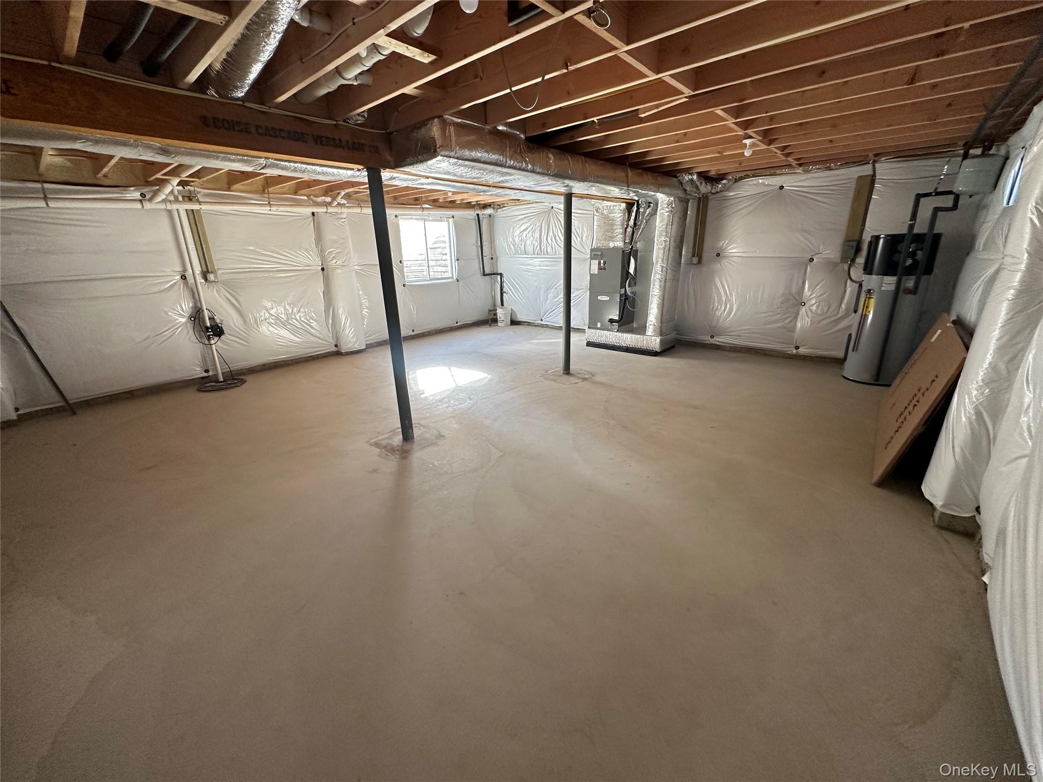 #11 photo, 5 Cooper Avenue, Huntington Station , NY 11746