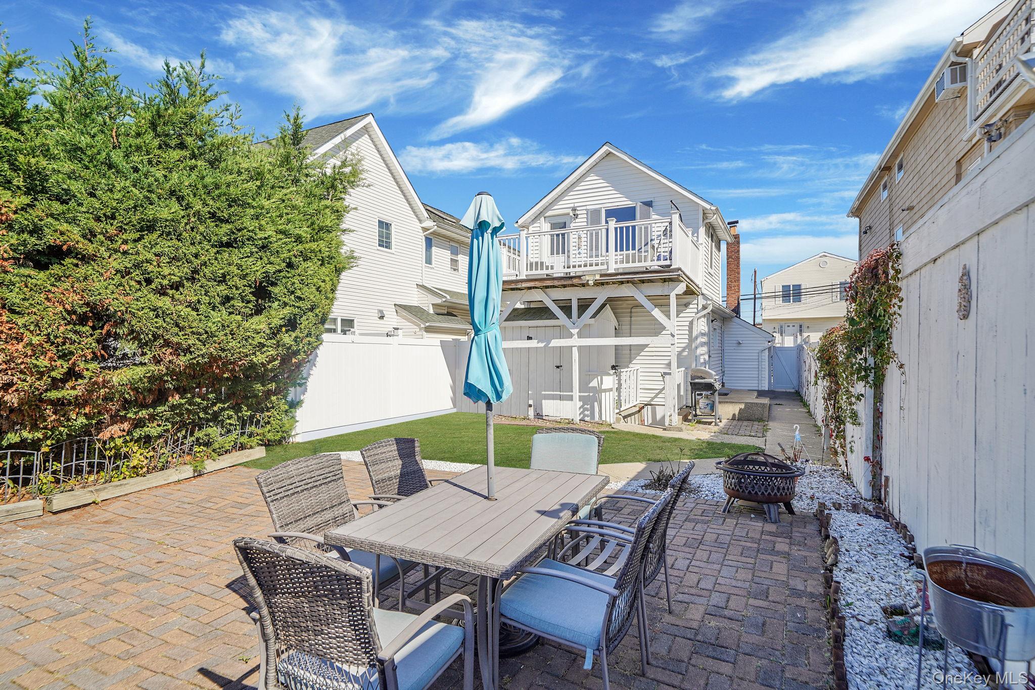 #18 photo, 252 Arthur Street, ナッソー郡 Freeport , NY 11520