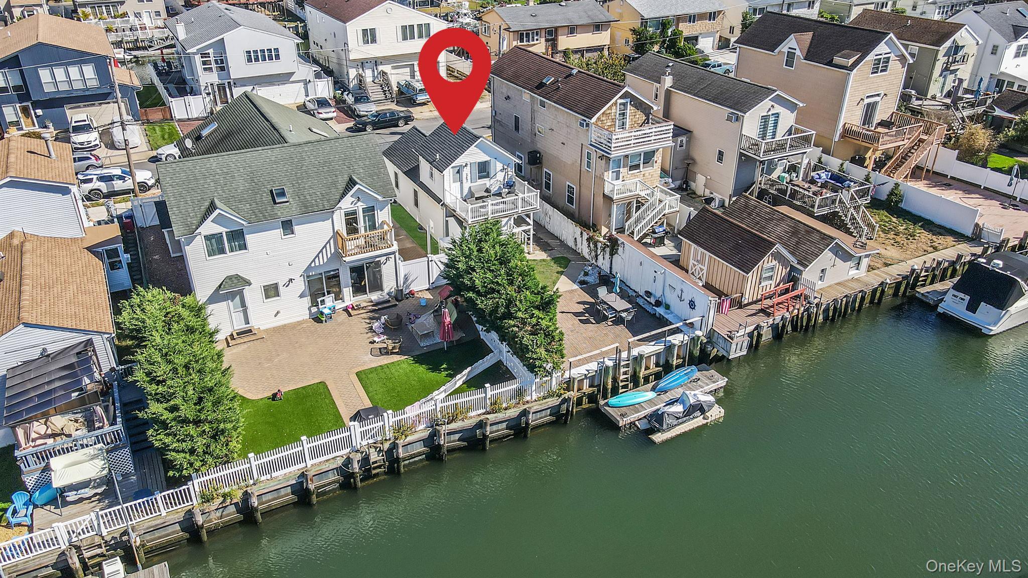 #2 photo, 252 Arthur Street, ナッソー郡 Freeport , NY 11520