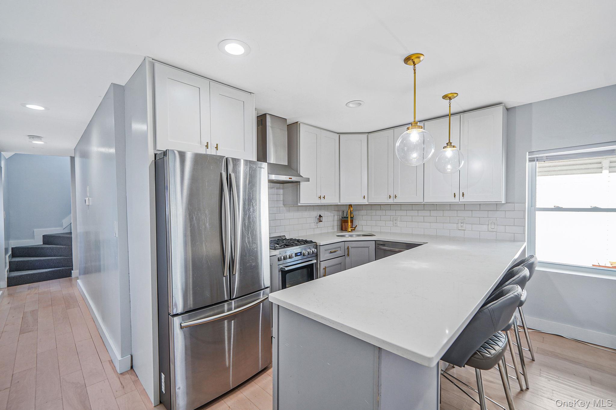 #4 photo, 252 Arthur Street, ナッソー郡 Freeport , NY 11520