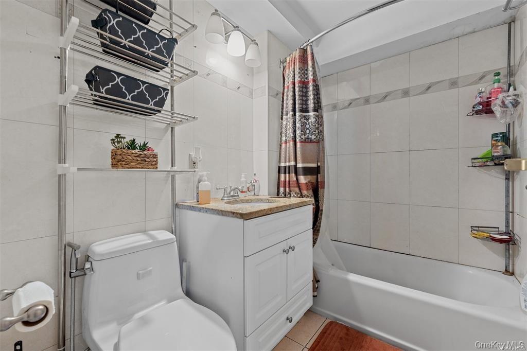 #9 photo, 64-34 Grand Central Parkway, クイーンズ区 Forest Hills , NY 11375