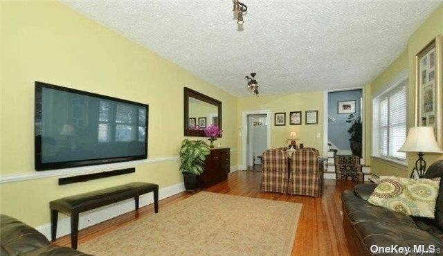 #3 photo, 31 Highland Court, サフォーク郡 Huntington , NY 11743