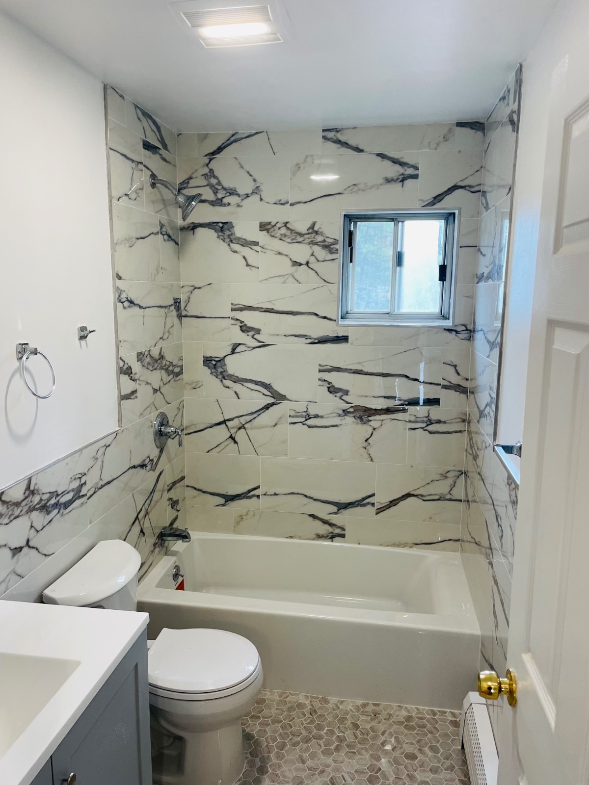 #11 photo, 18 William St, Glen Cove , NY 11542