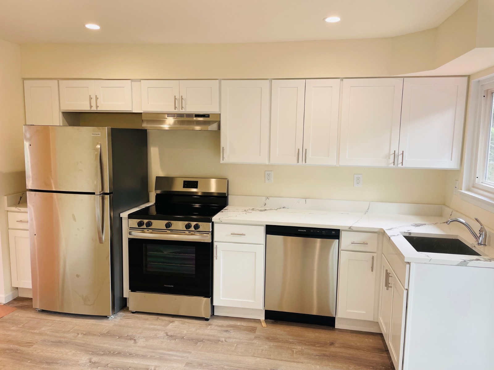 #3 photo, 18 William St, Glen Cove , NY 11542