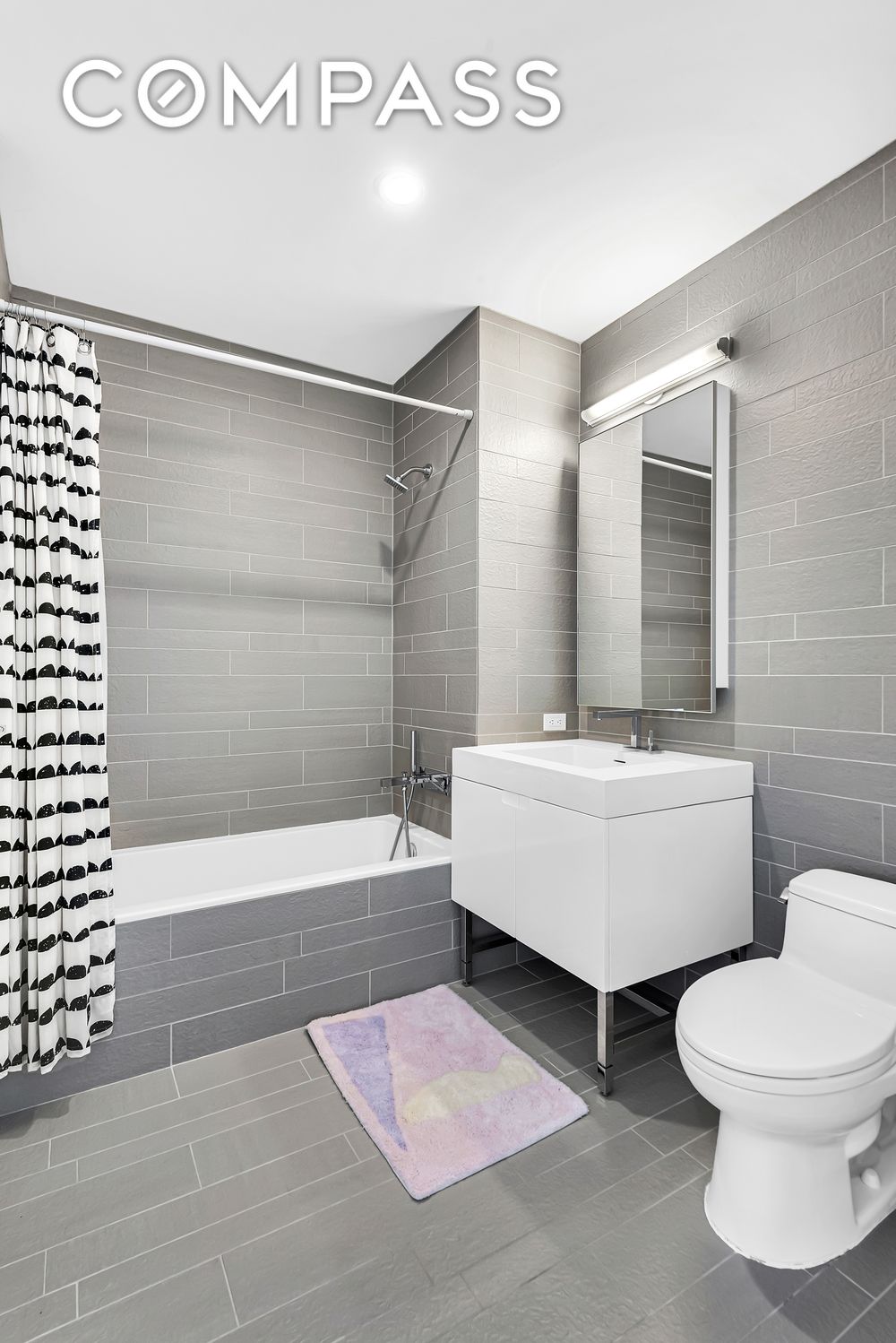 #8 photo, Brooklyn, Downtown Brooklyn , NY 11201