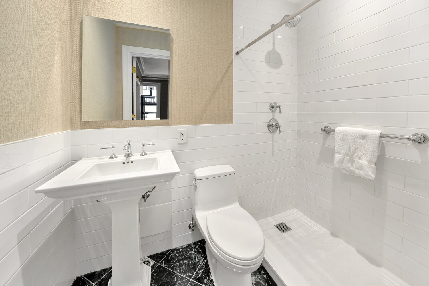 #8 photo, 465 PARK Avenue, Midtown East , NY 10022