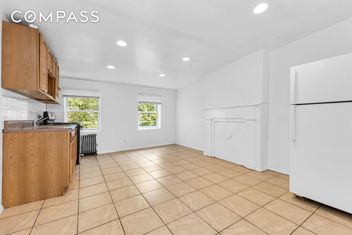 #9 photo, 116 Ryerson Street, Clinton Hill , NY 11205