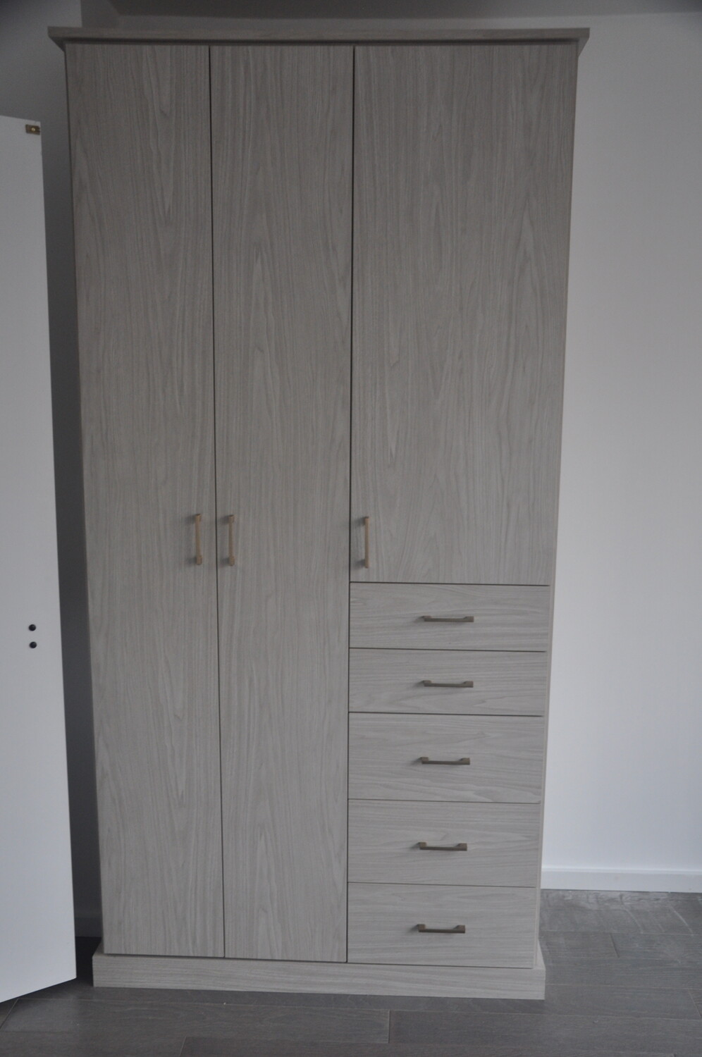 #12 photo, 385 1ST Avenue, Gramercy Park , NY 10010