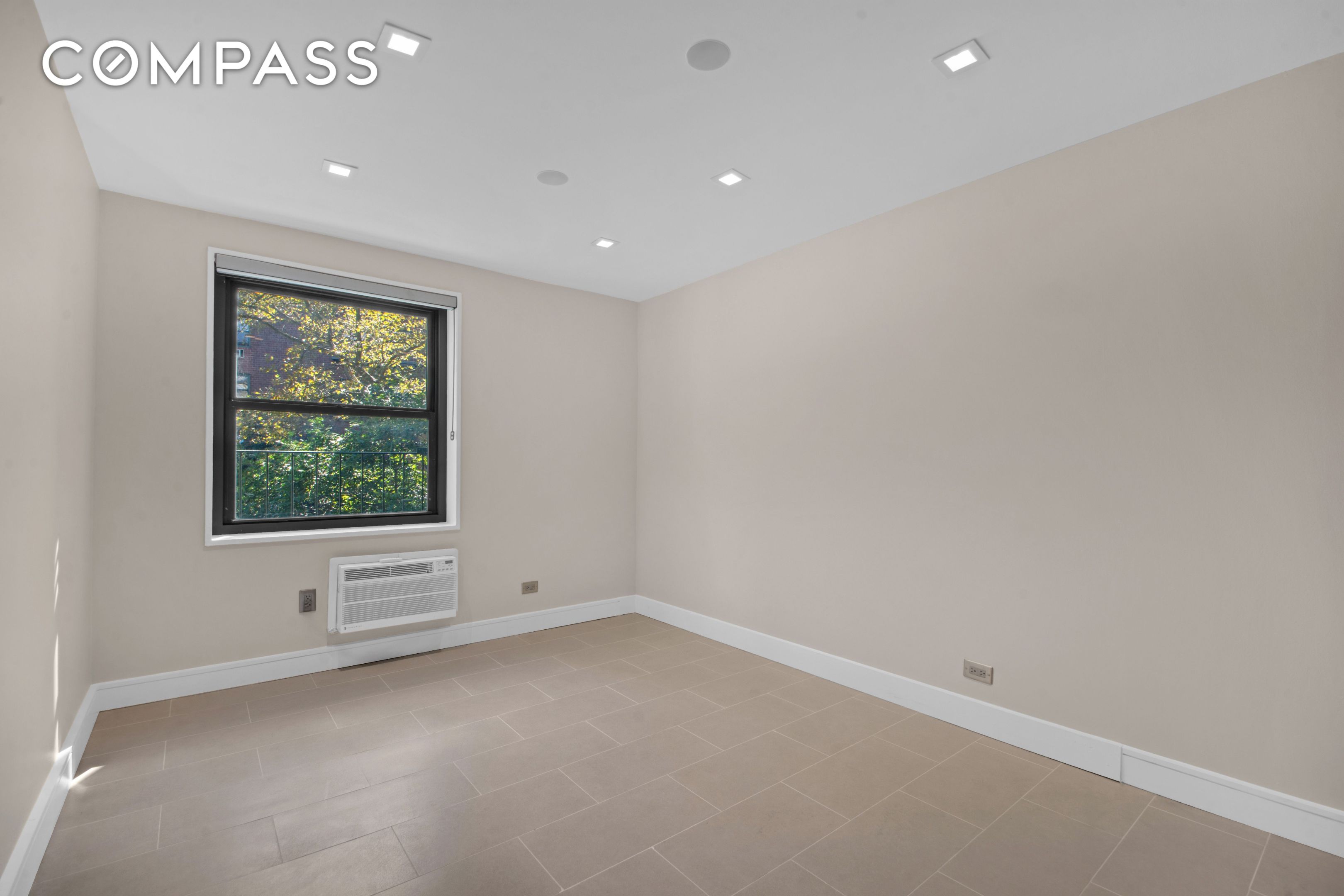 #13 photo, New York City, West Village , NY 10014