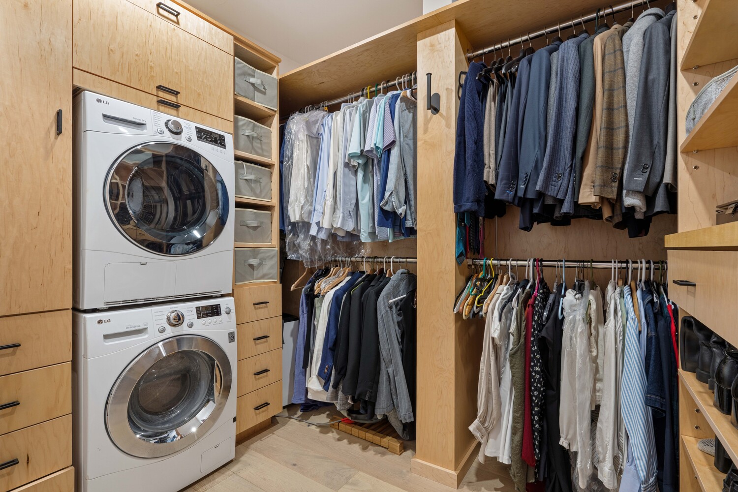 #11 photo, 239 E 10TH Street, East Village , NY 10003