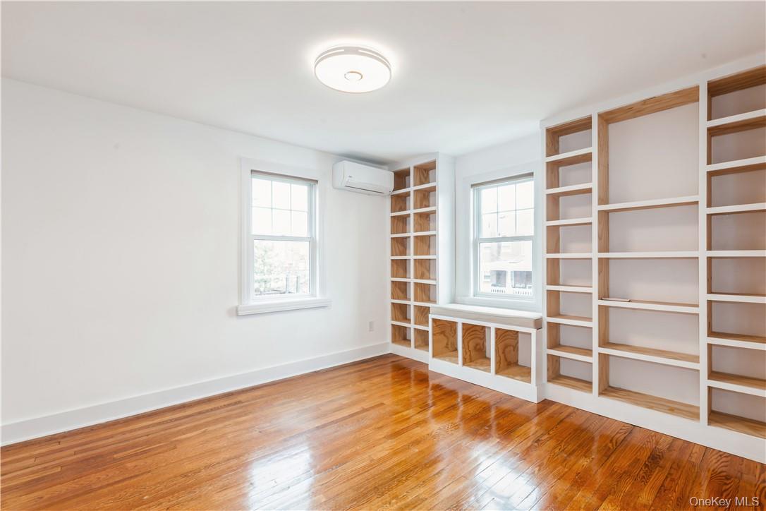 #10 photo, 2336 Mickle Avenue, Bronx , NY 10469