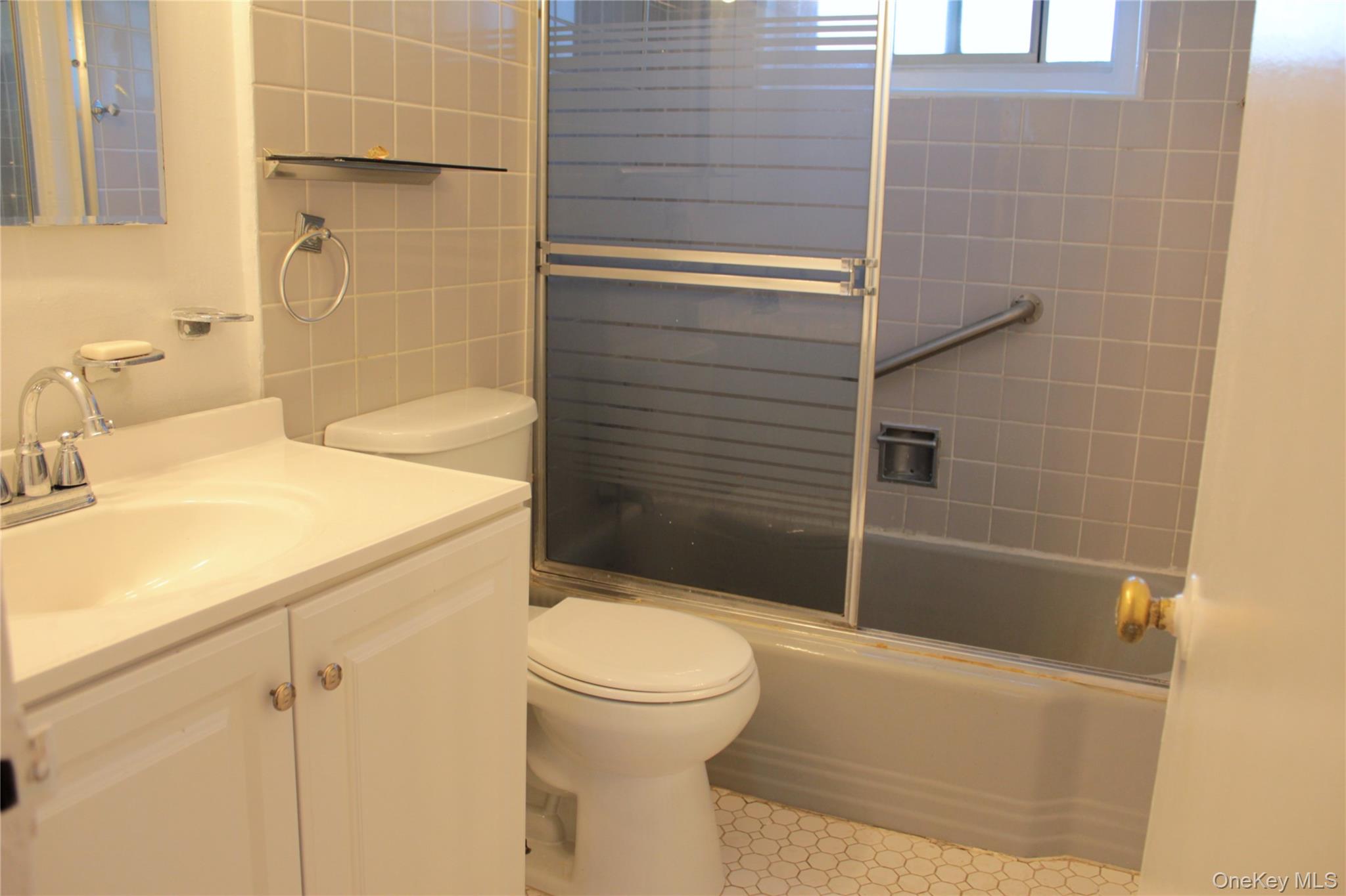 #16 photo, 28 DeHaven Drive, Yonkers , NY 10701