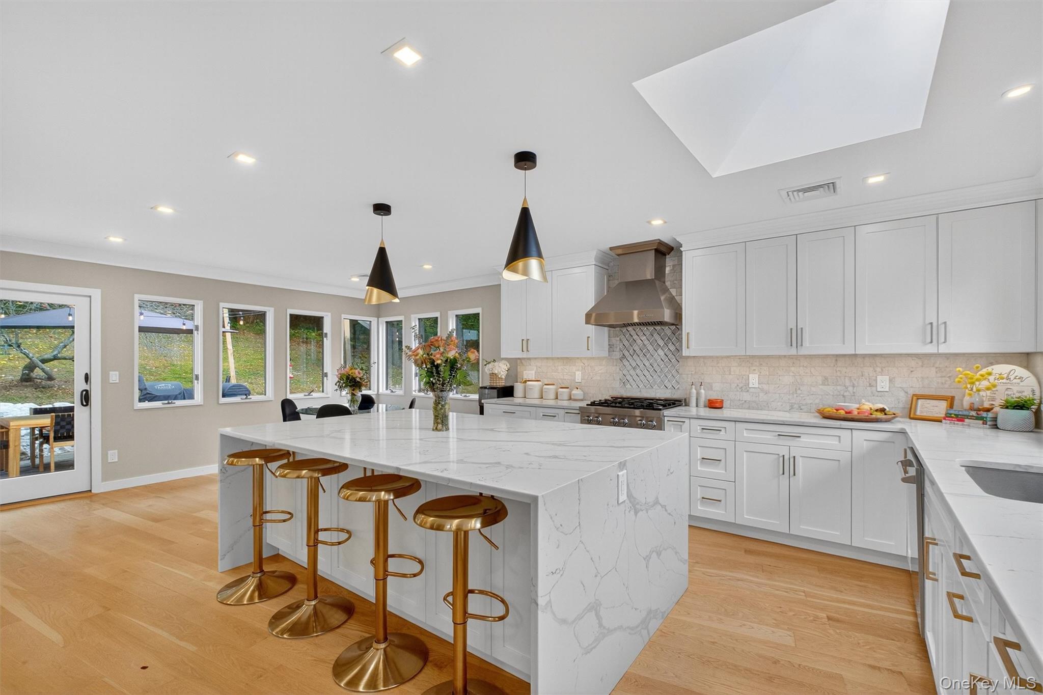 #11 photo, 602 Oscawana Lake Road, Putnam Valley , NY 10579