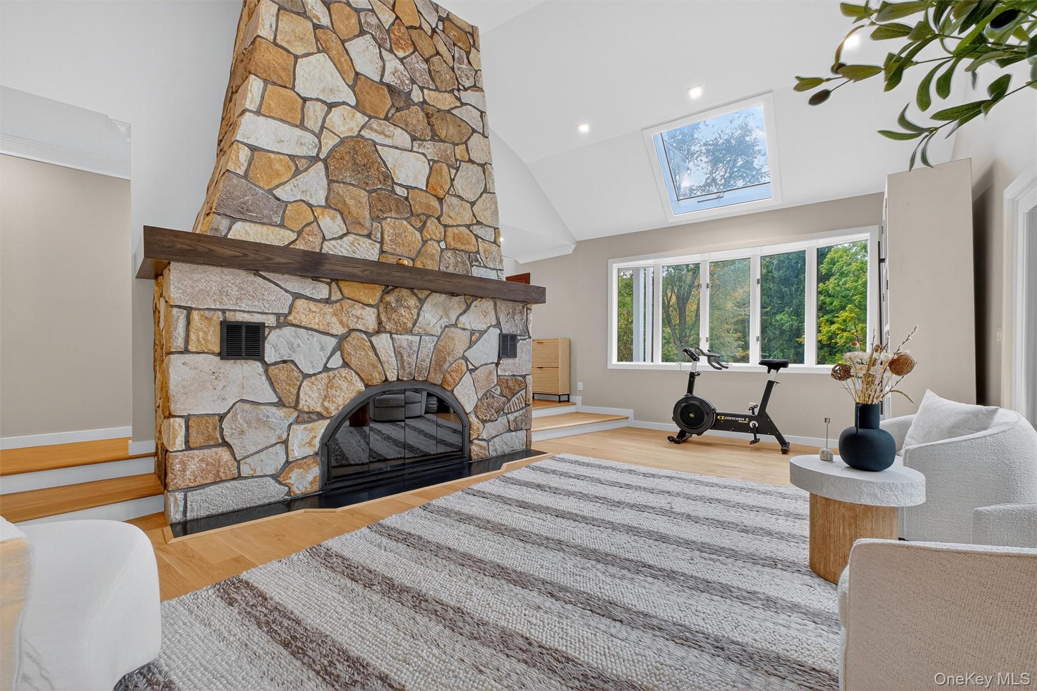 #9 photo, 602 Oscawana Lake Road, Putnam Valley , NY 10579