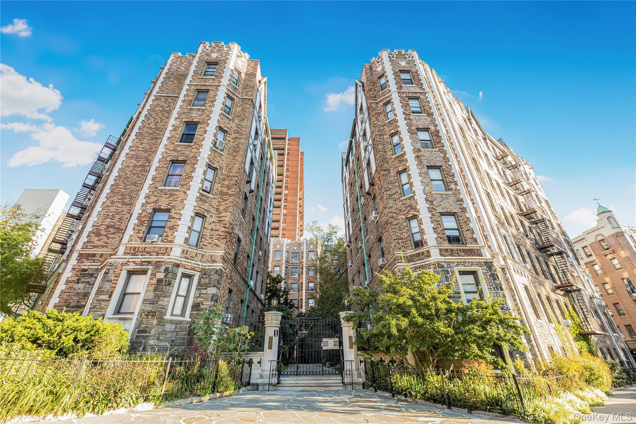 #1 photo, 3398 Wayne Avenue, Bronx , NY 10467