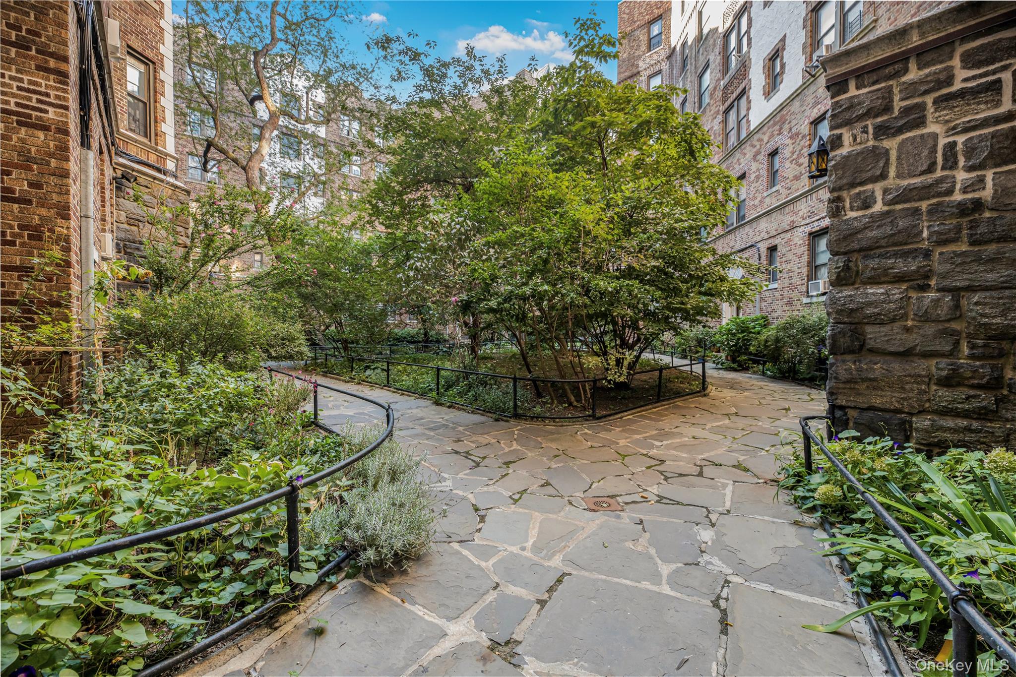 #6 photo, 3398 Wayne Avenue, Bronx , NY 10467