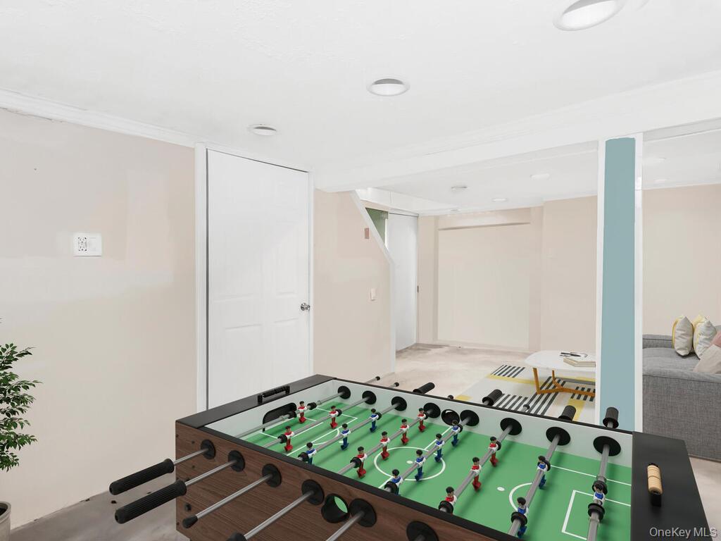 #13 photo, 263 Melville Road, Huntington Station , NY 11746