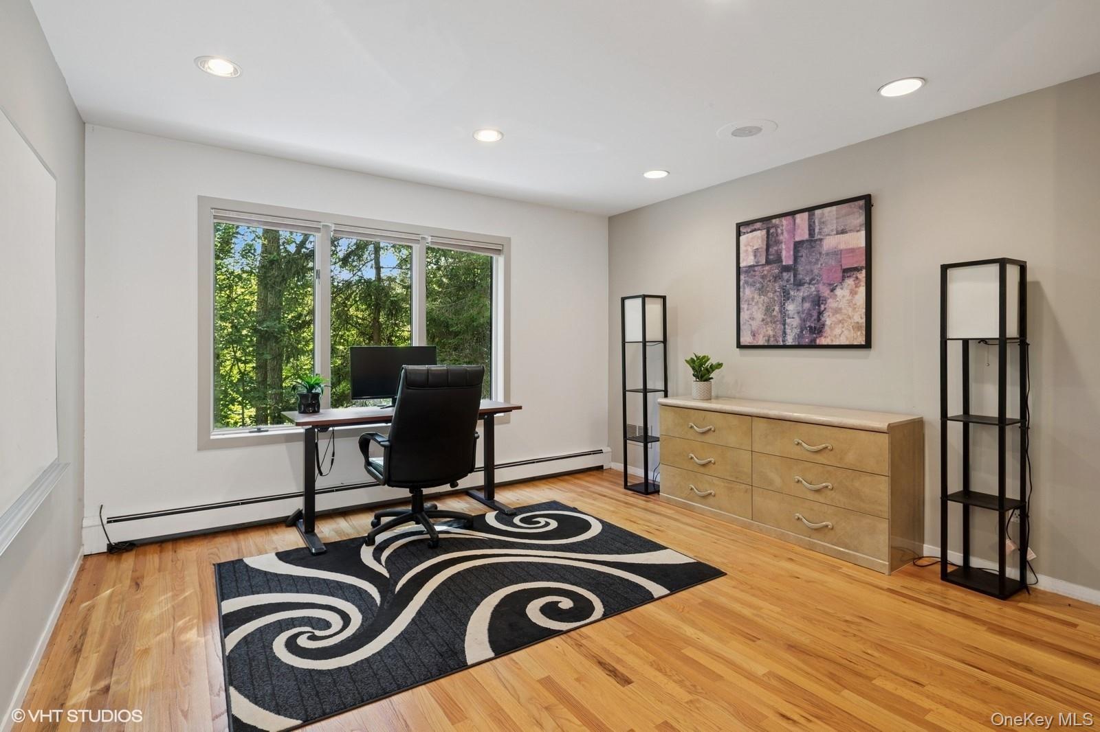 #19 photo, 4 Hemlock Hollow Place, Armonk , NY 10504