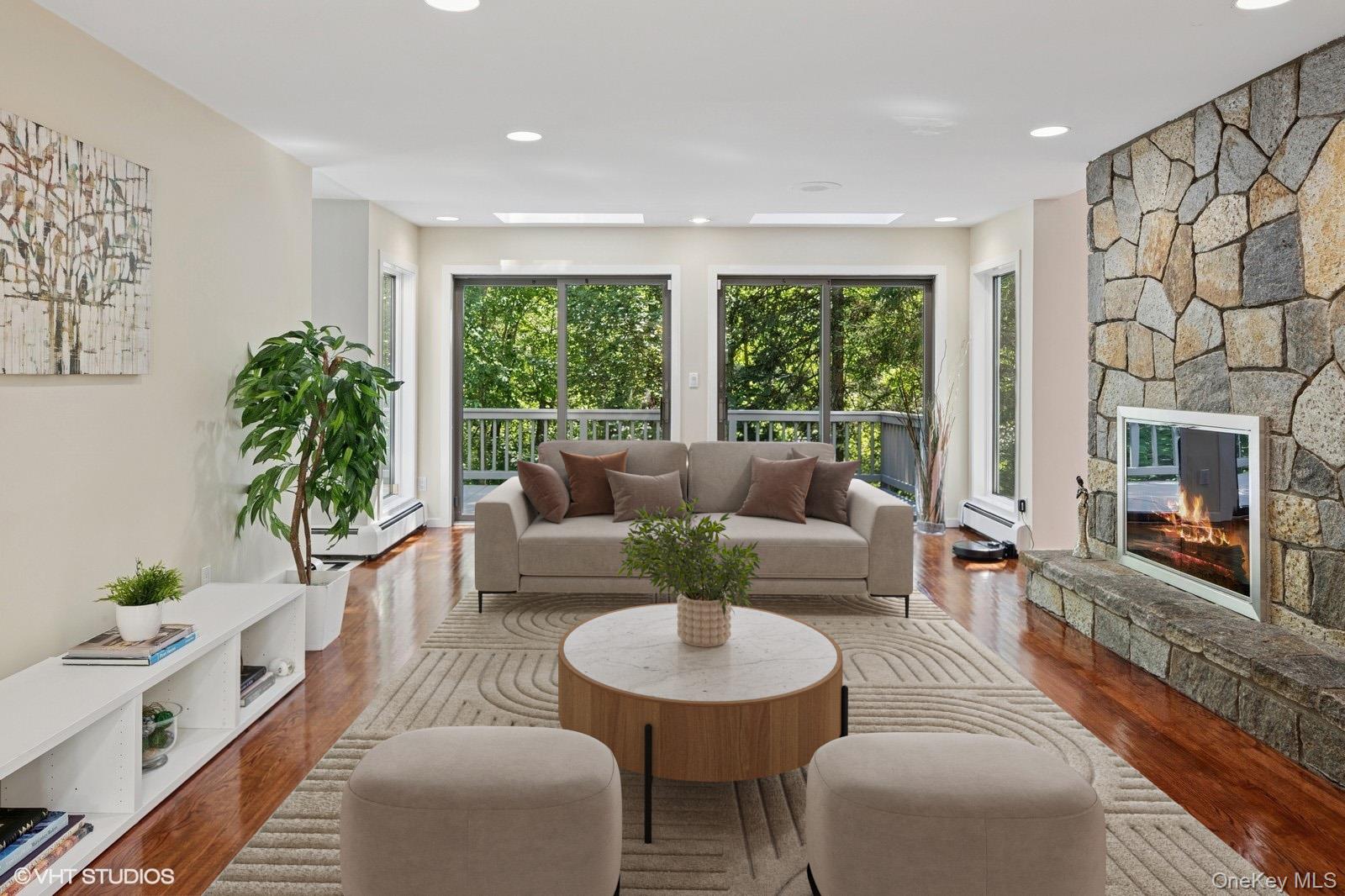 #5 photo, 4 Hemlock Hollow Place, Armonk , NY 10504