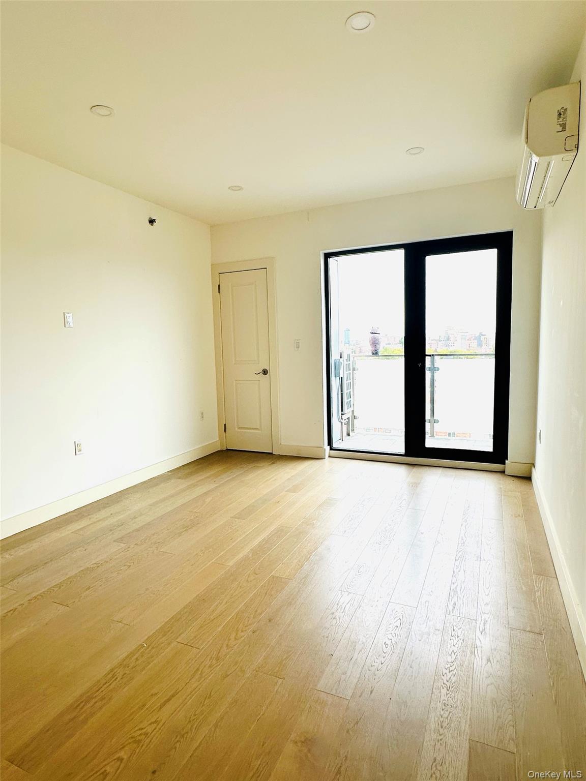 #10 photo, 62-98 Woodhaven Blvd, Rego Park , NY 11374