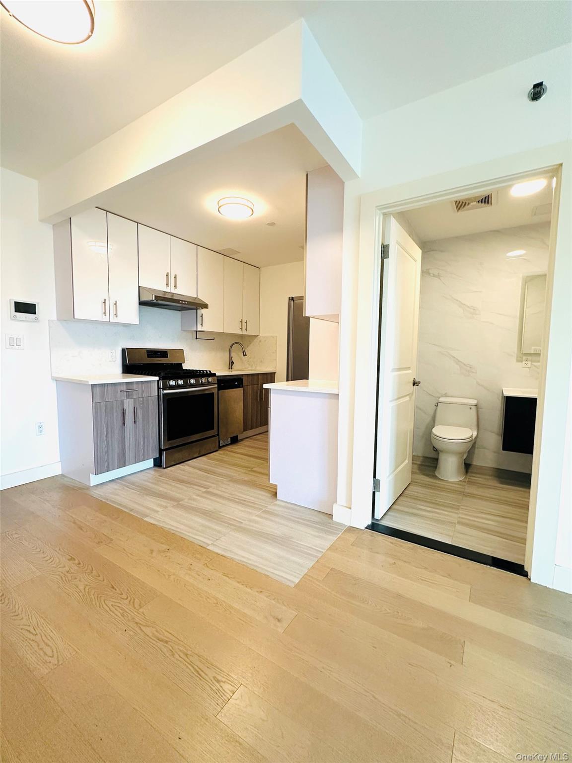 #6 photo, 62-98 Woodhaven Blvd, Rego Park , NY 11374