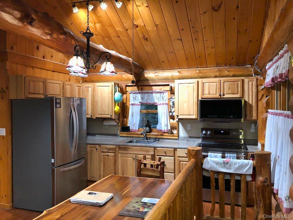 #11 photo, 465 Barlow Road, Call Listing Agent , NY 12078