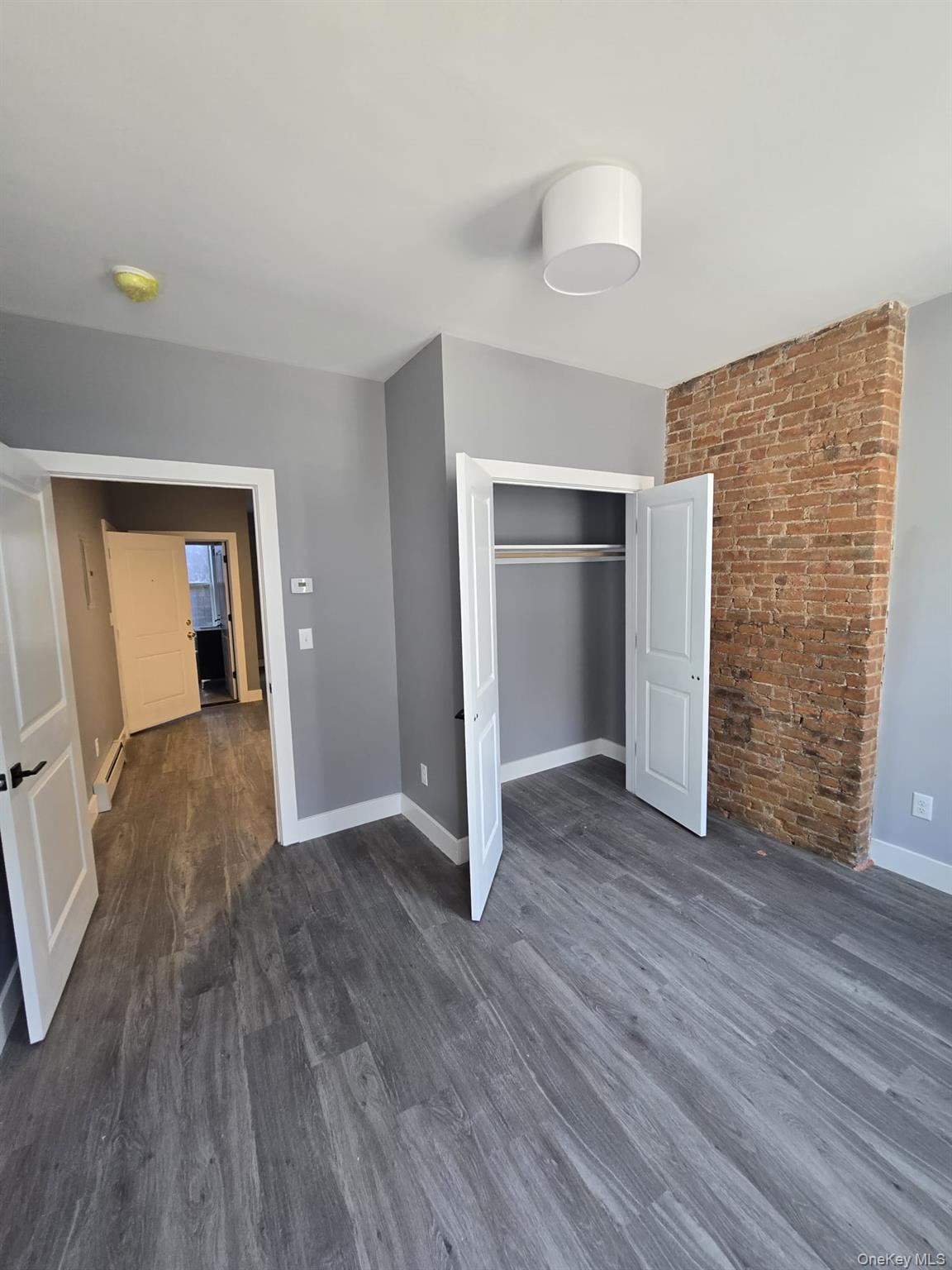 #10 photo, 200 Chambers Street, Newburgh , NY 12550