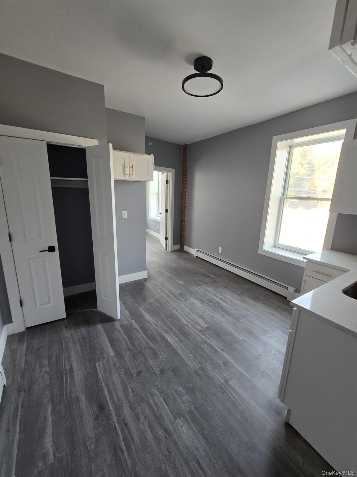 #12 photo, 200 Chambers Street, Newburgh , NY 12550