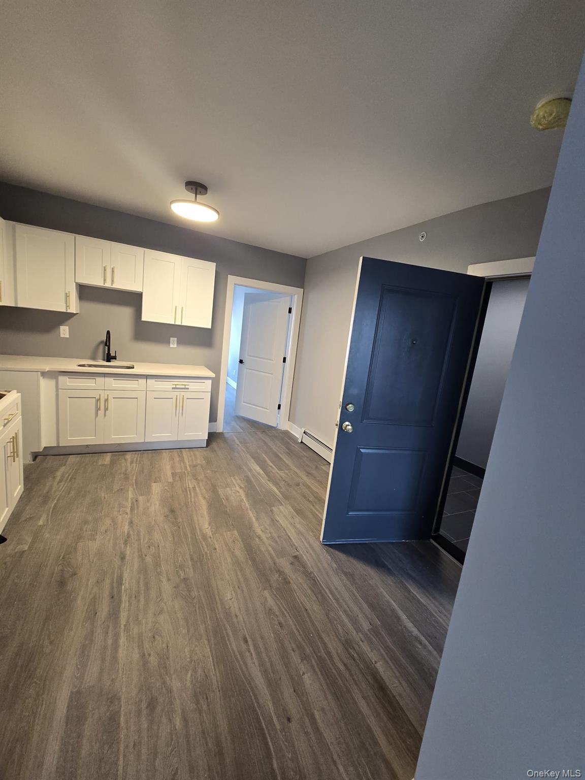 #6 photo, 200 Chambers Street, Newburgh , NY 12550