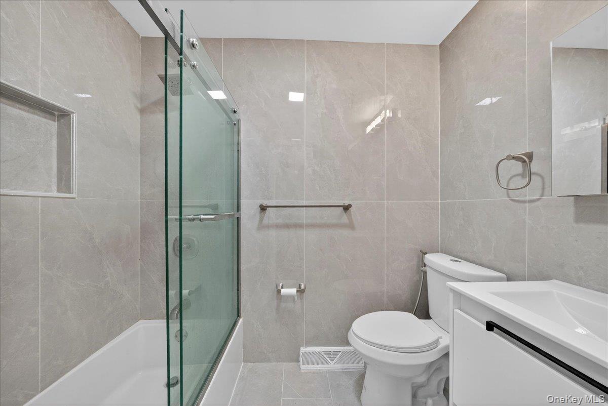 #10 photo, 11157 166th Street, Jamaica , NY 11433