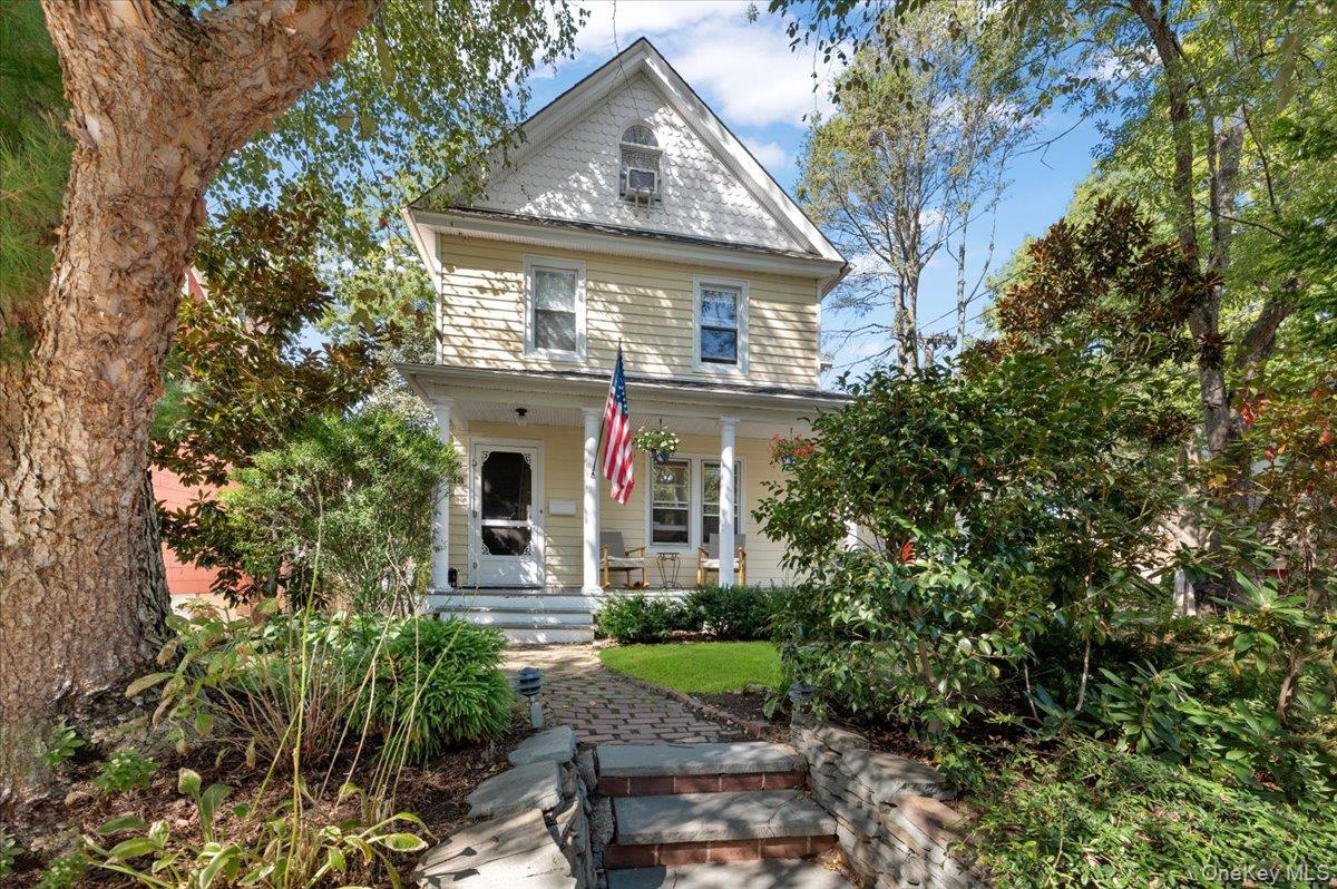 #1 photo, 18 S Washington Street, ناسو Port Washington , NY 11050