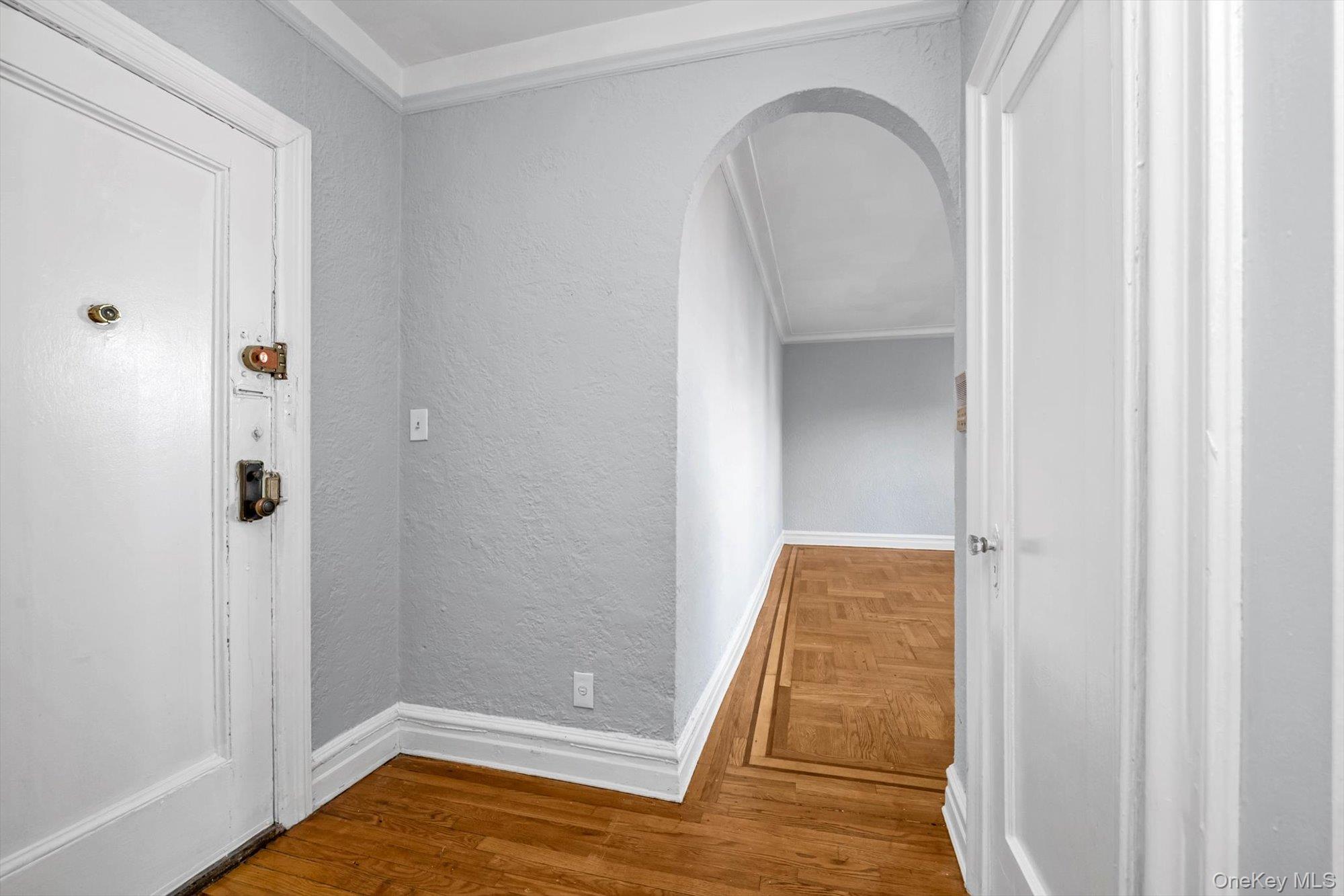 #2 photo, 83-44 Lefferts Boulevard, クイーンズ区 Kew Gardens , NY 11415