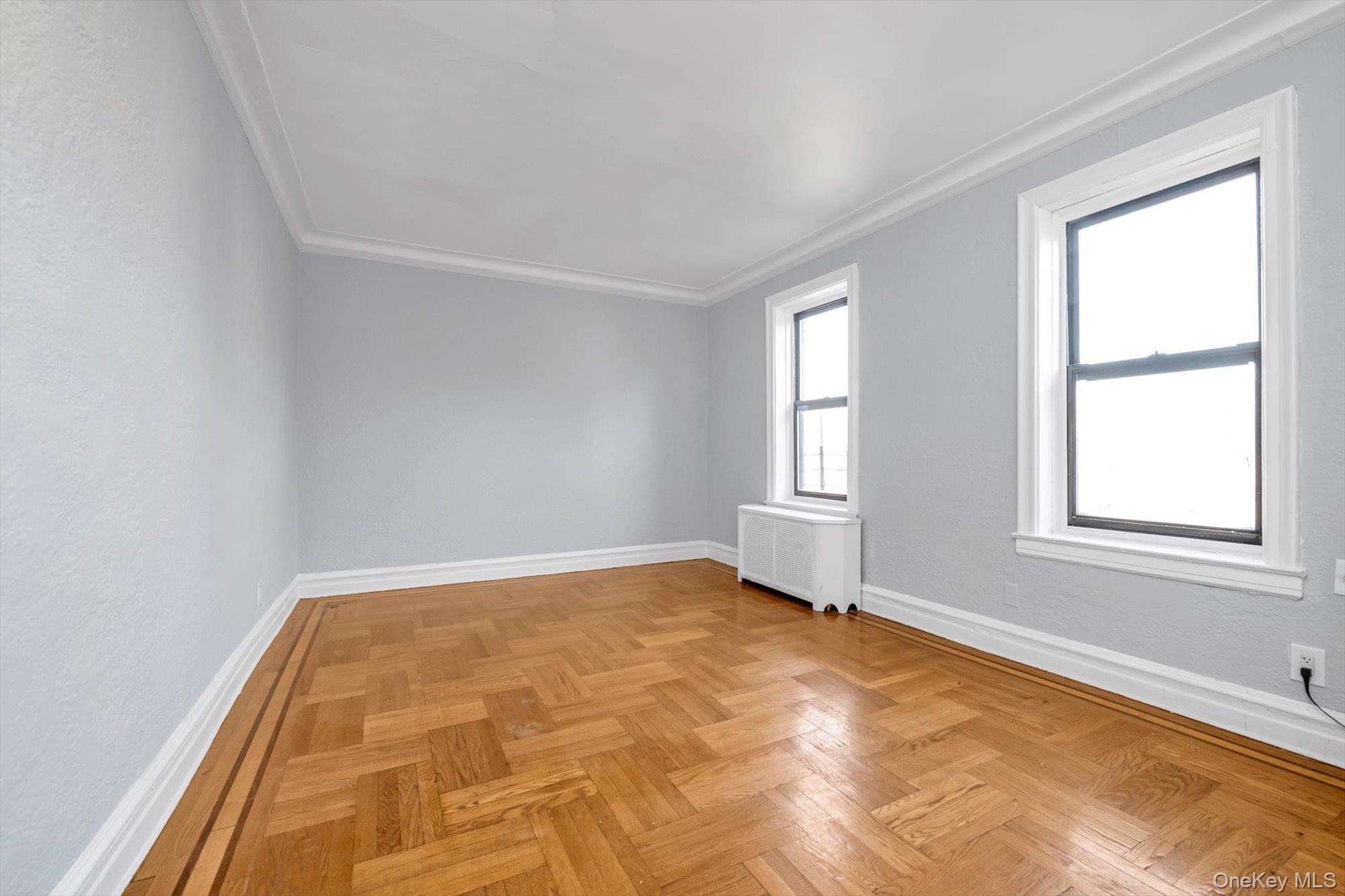 #4 photo, 83-44 Lefferts Boulevard, クイーンズ区 Kew Gardens , NY 11415