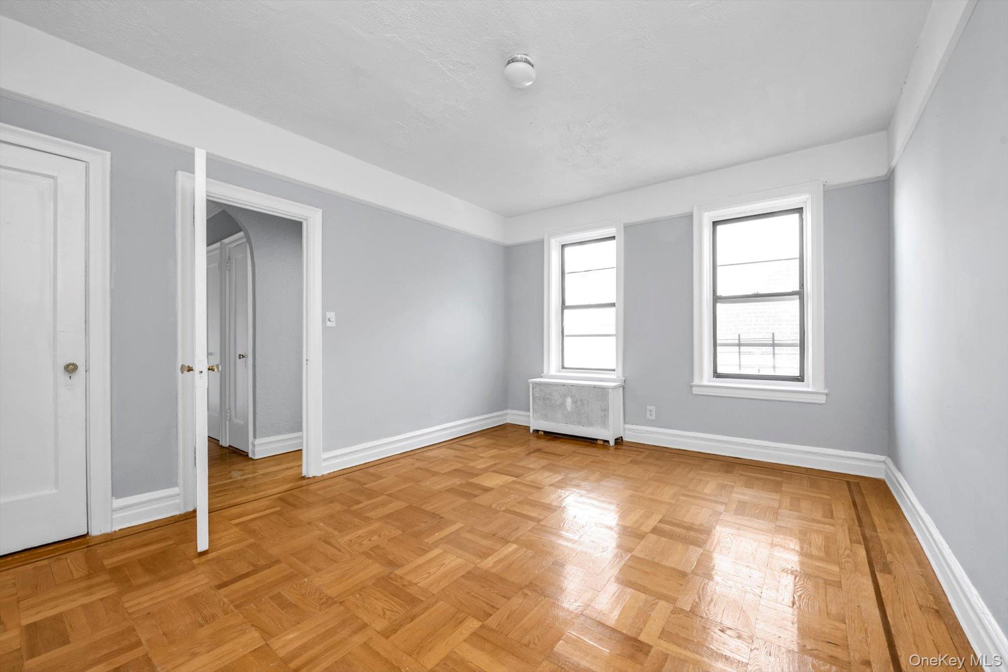 #9 photo, 83-44 Lefferts Boulevard, クイーンズ区 Kew Gardens , NY 11415