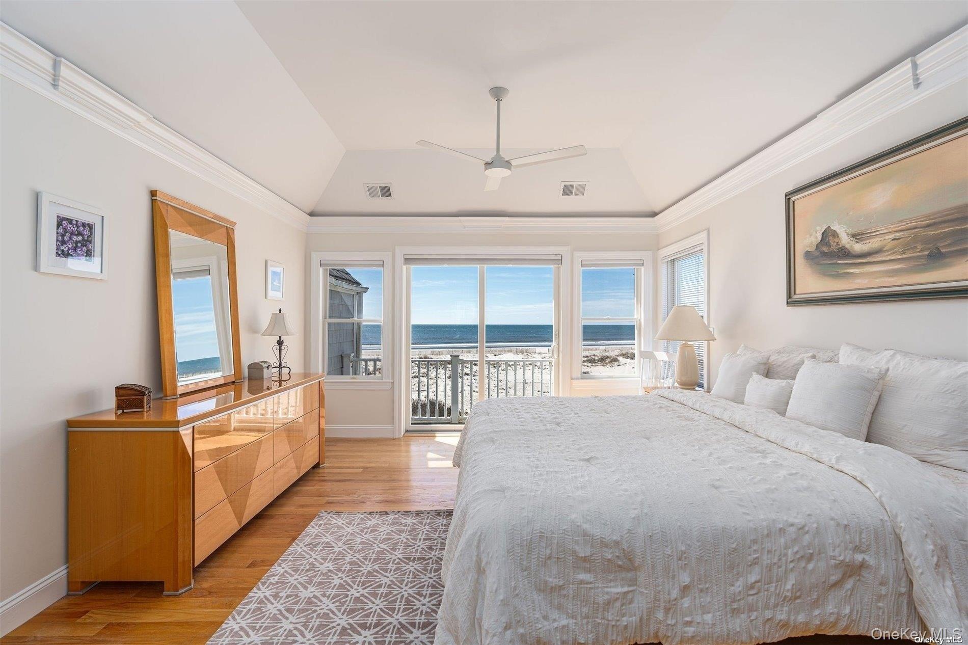 #15 photo, 953B Dune Road, Westhampton Beach , NY 11978